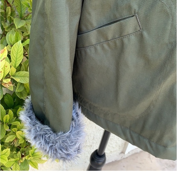 Roxy x Quicksilver Women's Army Green Nylon Faux Fur Collar Jacket Size M - Picture 4 of 9